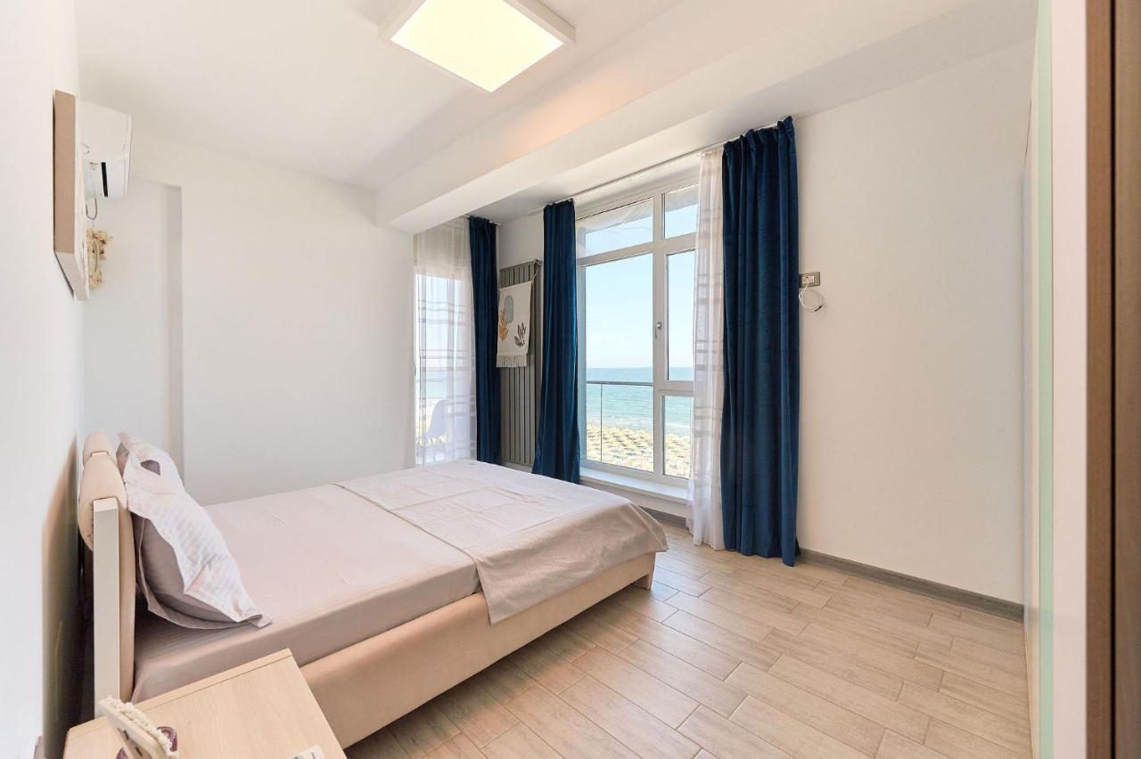 Paradise Sea View 2Bd Apt Spa N Pools Beach Resort Navodari Bagian luar foto